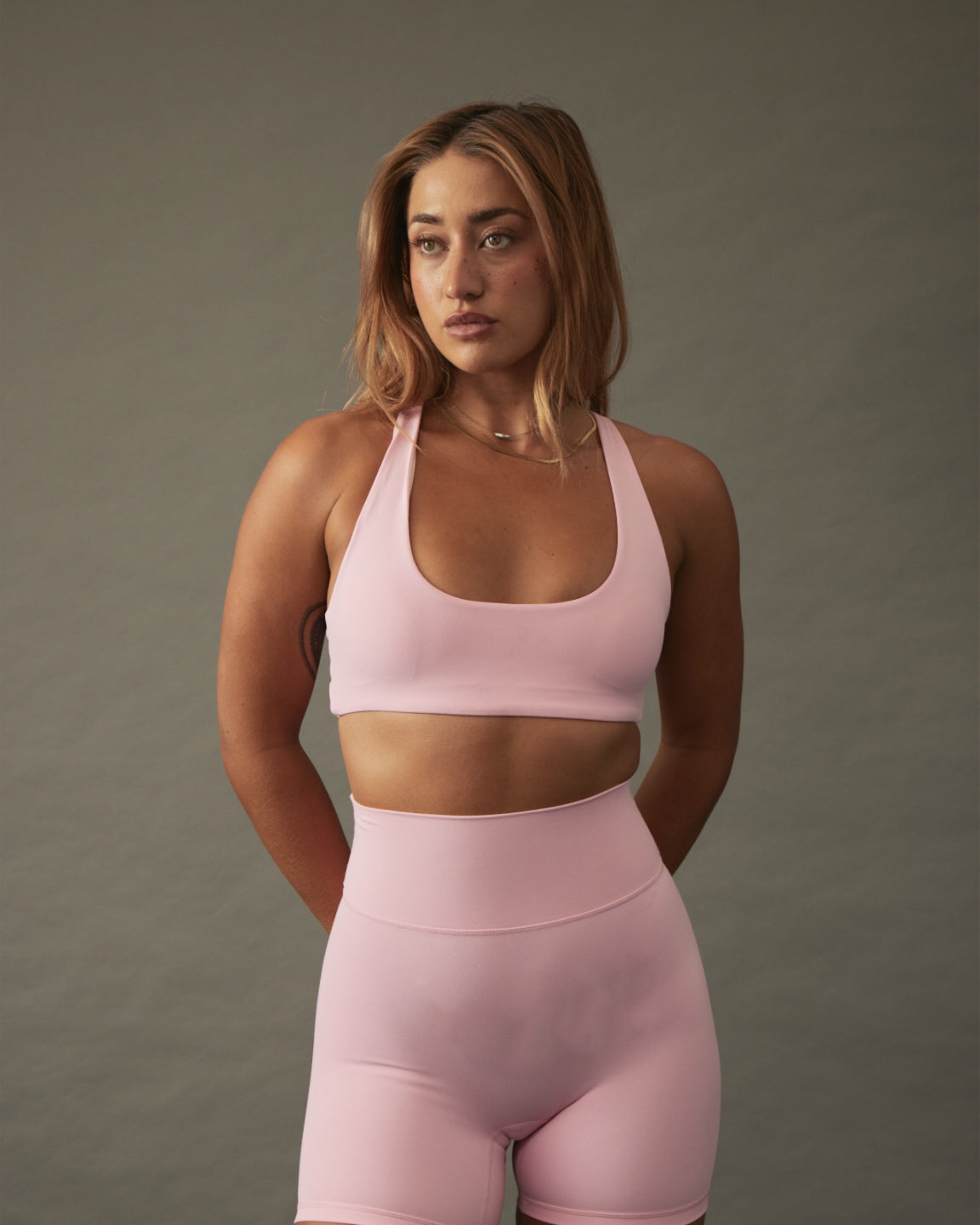 YK Move Cloud Cross Back Bra | Blush
