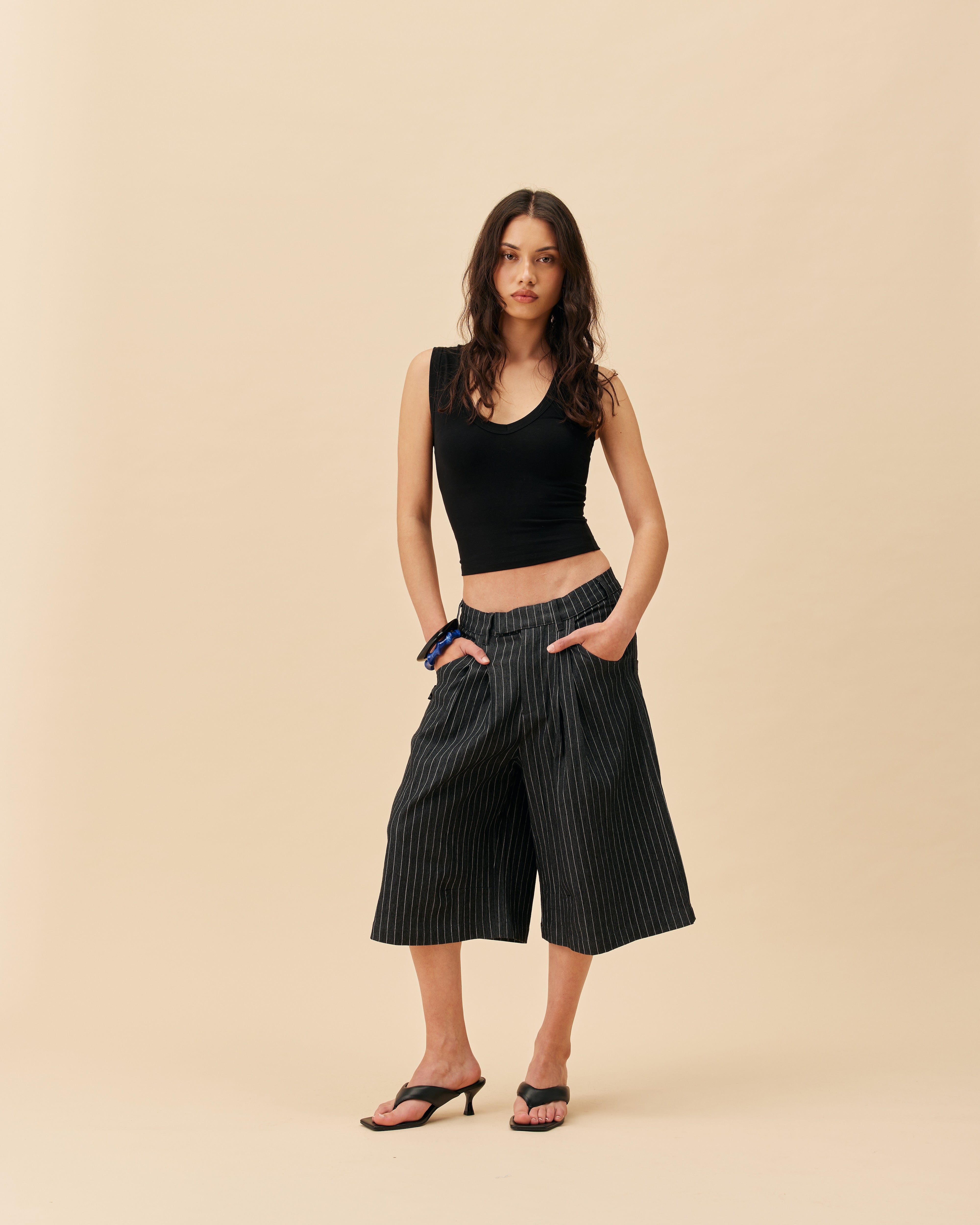 Double Pleated Shorts | NAVY PINSTRIPE
