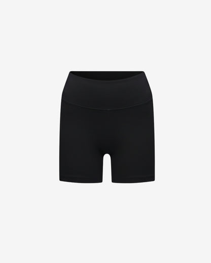 YK Move Cloud Shorts | Black