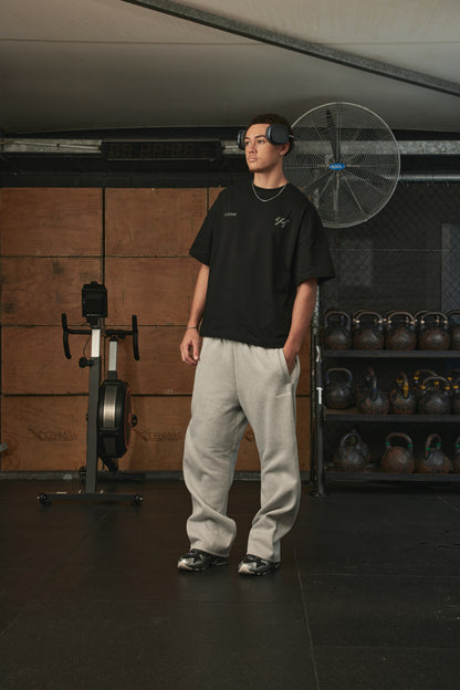 YK Move Stacking Days Tee | Black